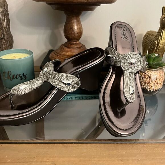 Women’s Carlos Santana metallic dress sandal.  Size 8M - Picture 3 of 11